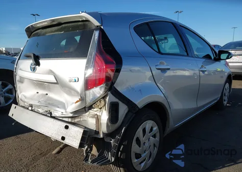 2016 Toyota Prius C Two z USA, uszkodzony, nr VIN JTDKDTB31G1123221